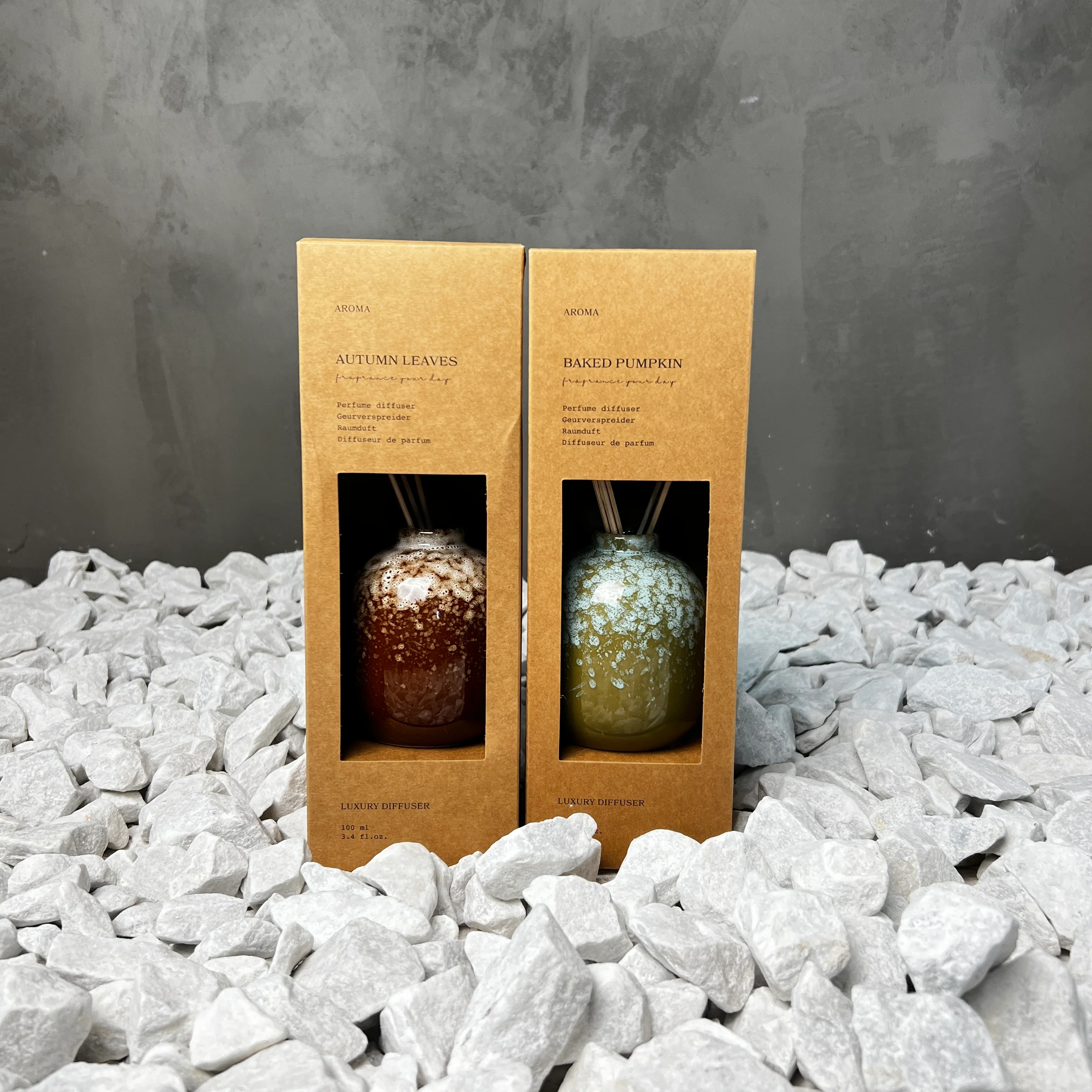Doos Ã  12 stuks geurstokjes 100ml (2 assorti)