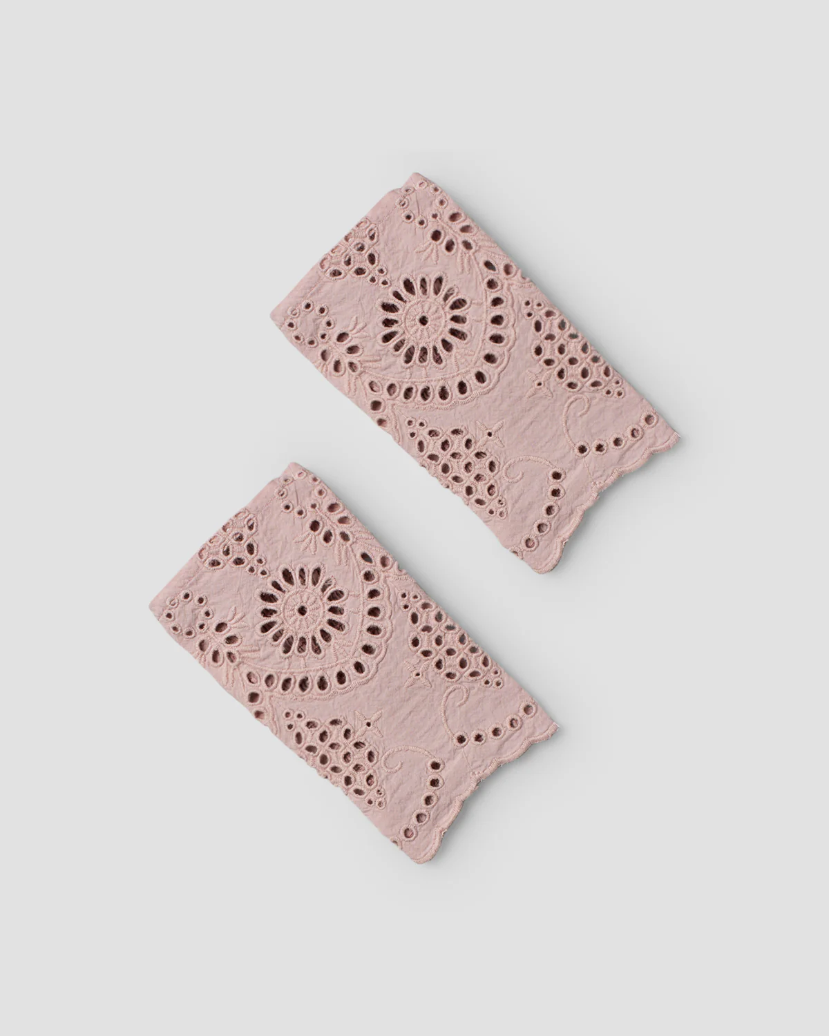 Ewa i Walla Wrist detail cotton embroidery Ester 77609 SS25 pale mauve