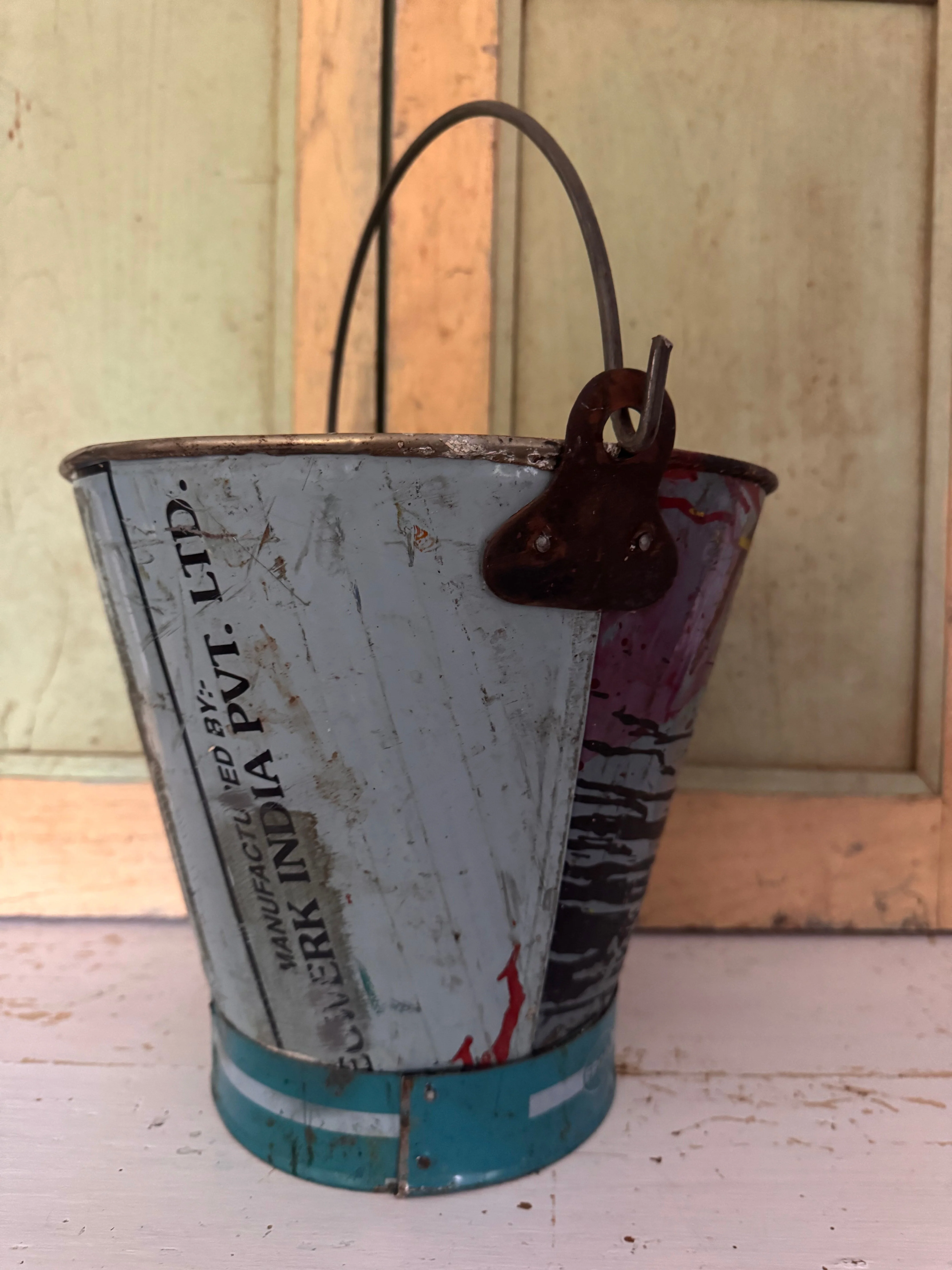 Vintage metalen emmer / pot blauw