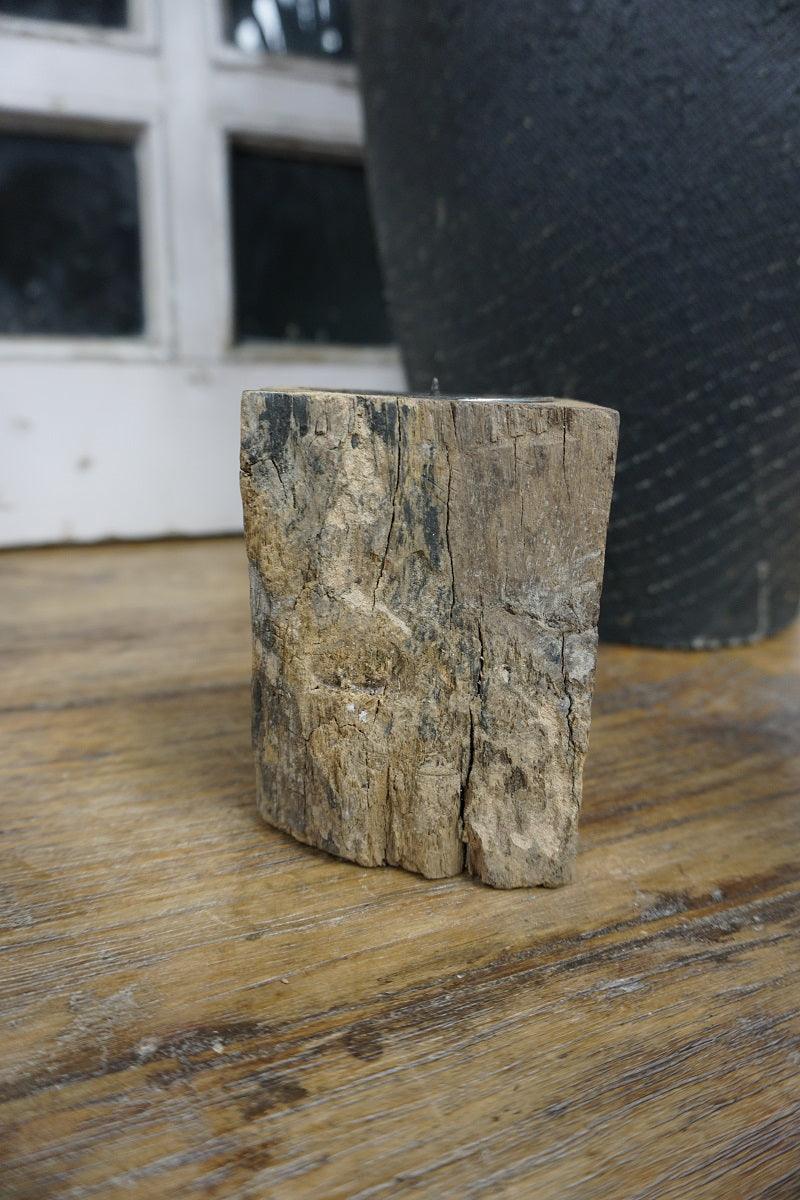 Kandelaar blokje hout