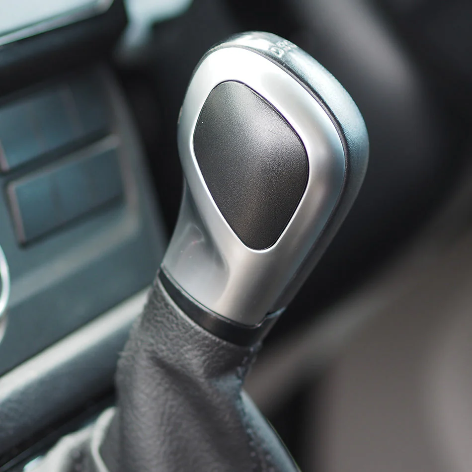 Stylingkapjes voor de versnellingspook van de VW T6 Transporter DSG – Mat verchroomde upgrade, klaar voor montage