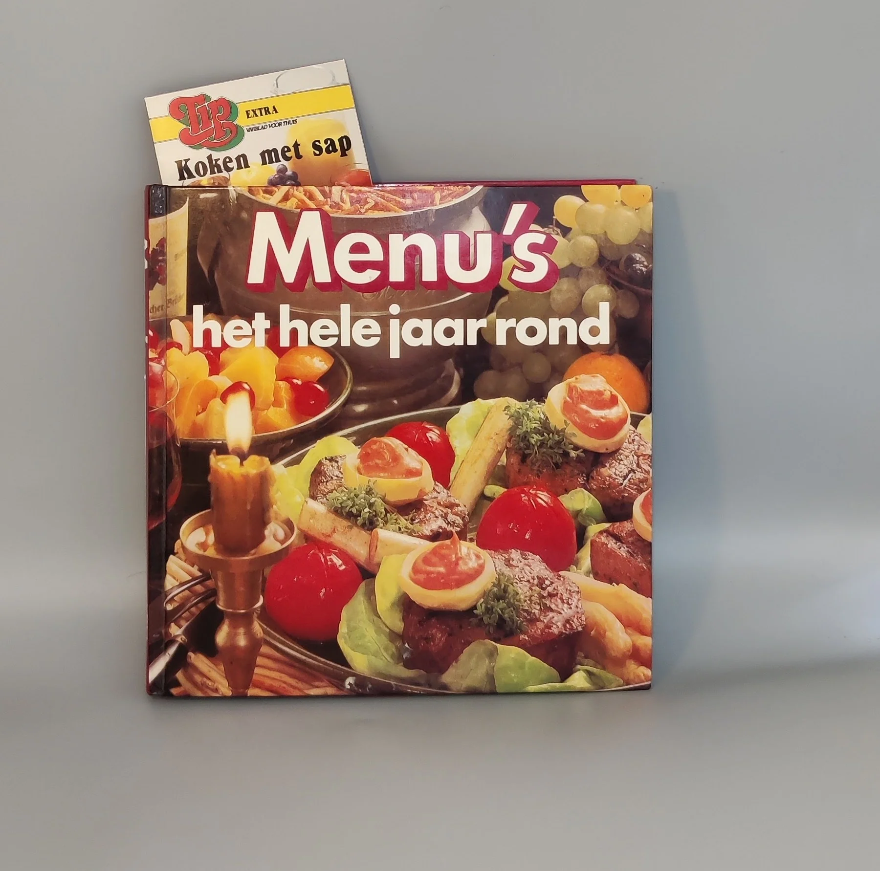 kookboek “Menu’s het hele jaar rond” Bruna 1982