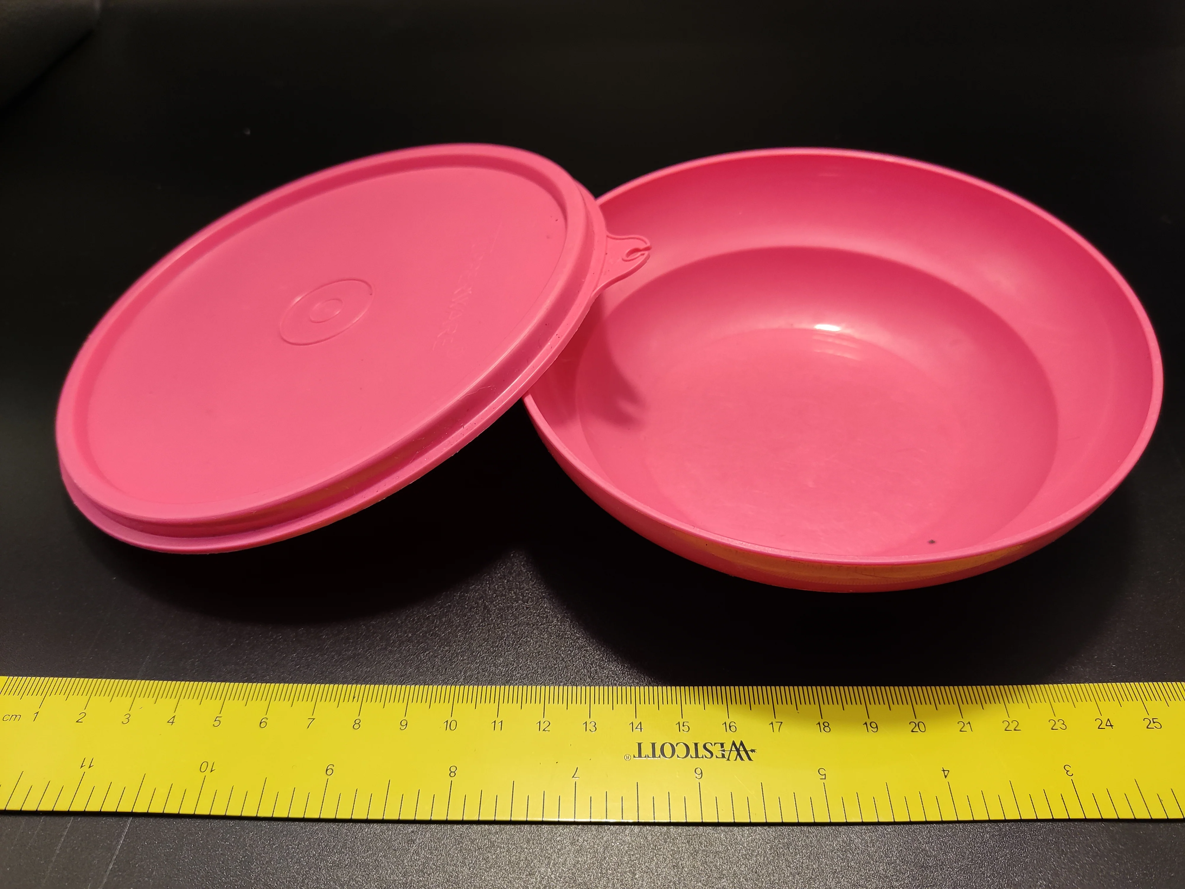 Tupperware bak roze Tupperware bak roze
