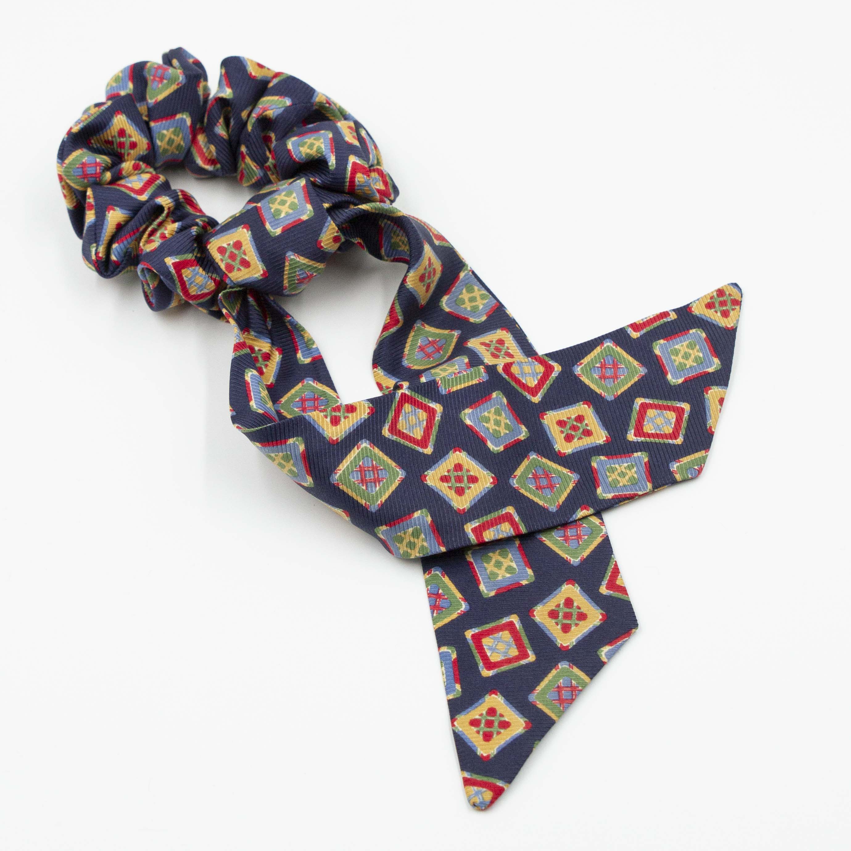 Scrunchie met lint Vic Vierkantjes Scrunchie met lint Vic Vierkantjes