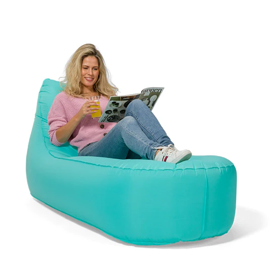 Mr. E-zy Lounger – Sea Green – Zelf opblaasbaar – Zitzak – Inclusief krachtige Powerbank & Draagzak