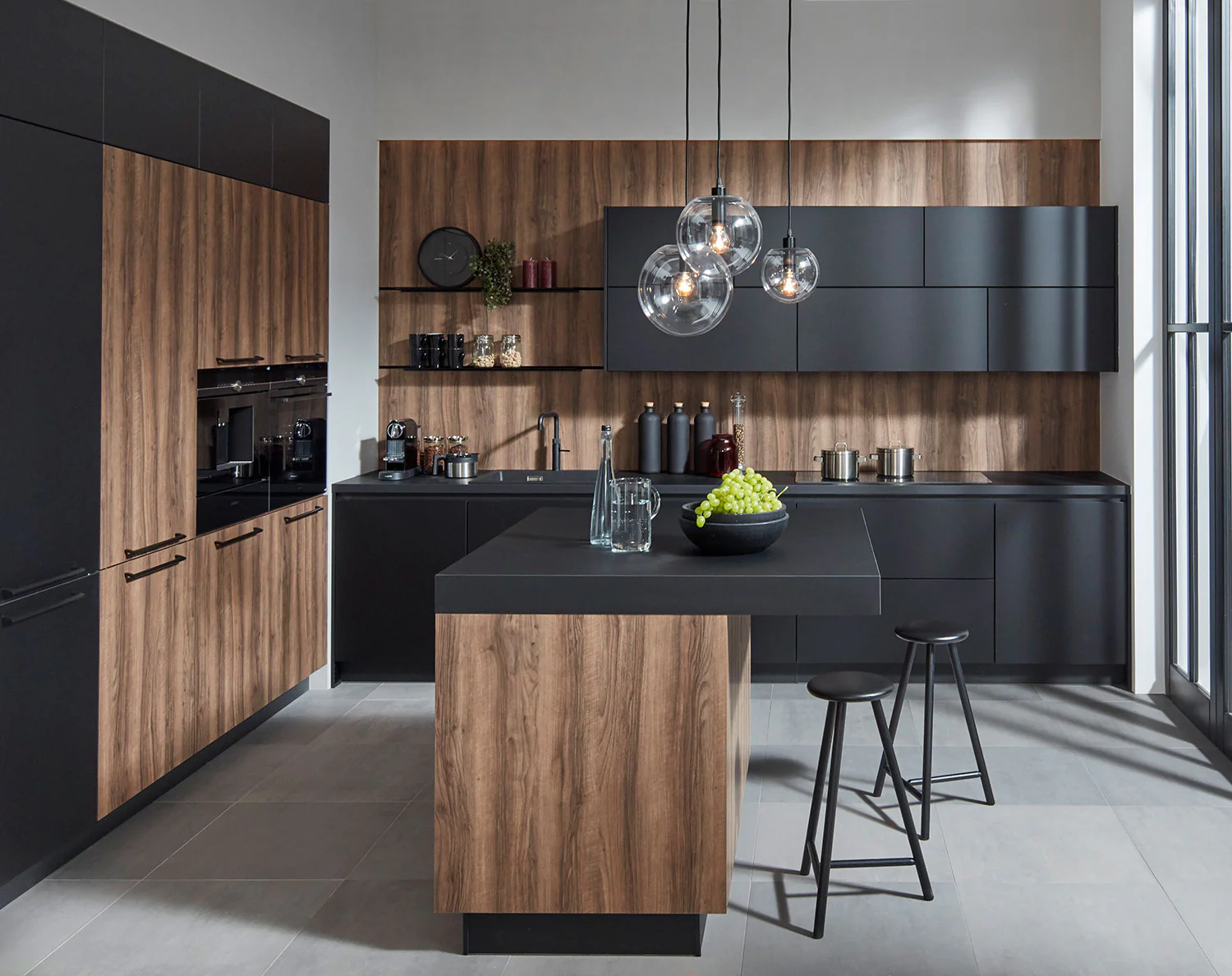 Voorbeeld keuken  hout