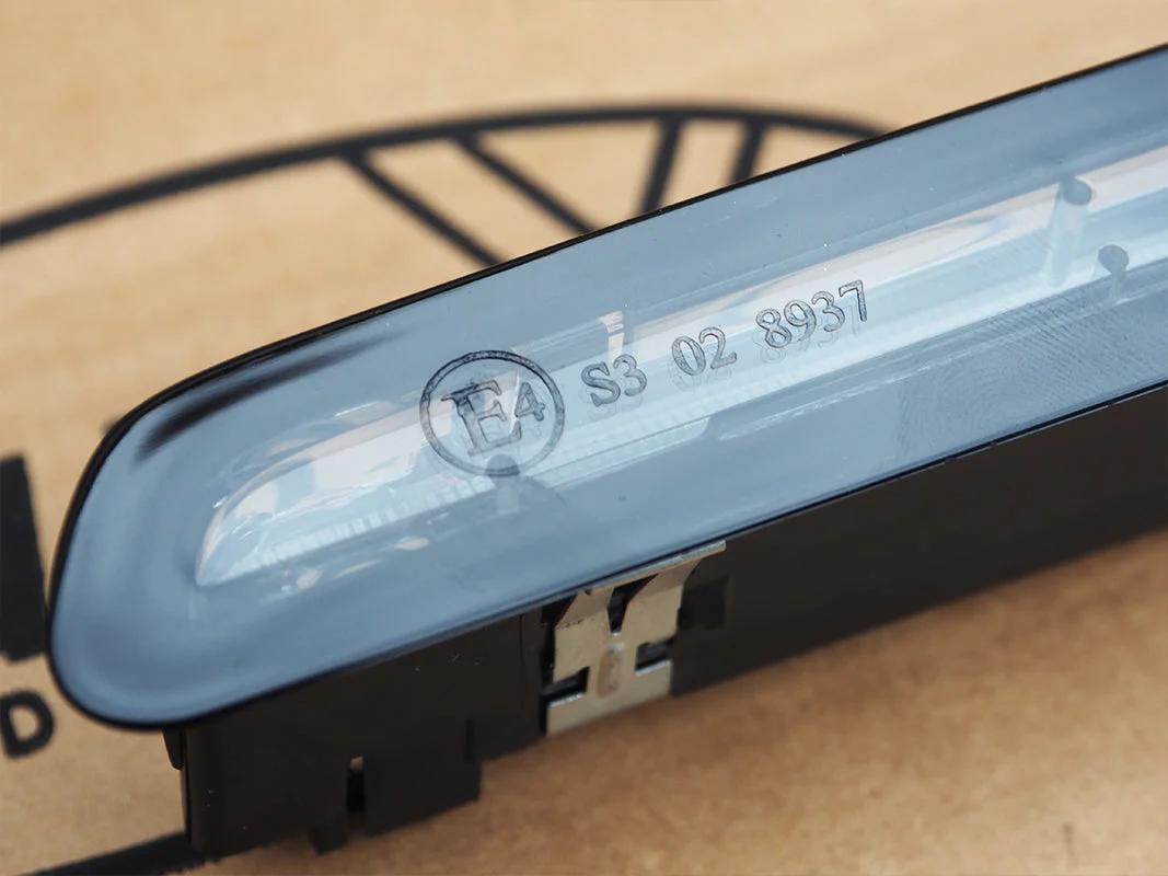 3e remlichteenheid lichtbalk voor VW T6 Transporter-achterklep