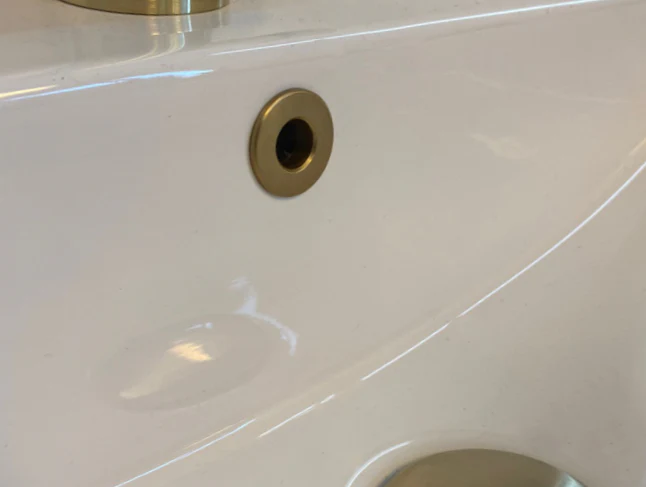 Luzi Wastafel Overloopring Rond Goud Geborsteld (uitsluitend in combinatie met kranen leverbaar)
